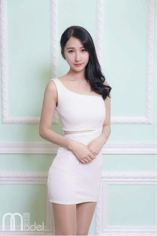 Renee(芮尼) Renee(芮尼)
