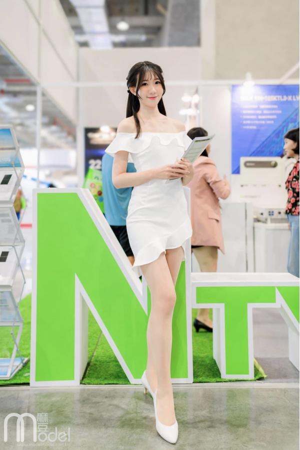 關關 關關