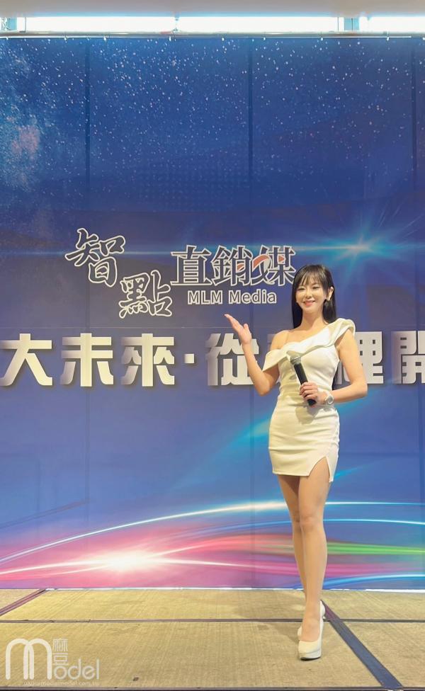 Angela娜娜 Angela娜娜